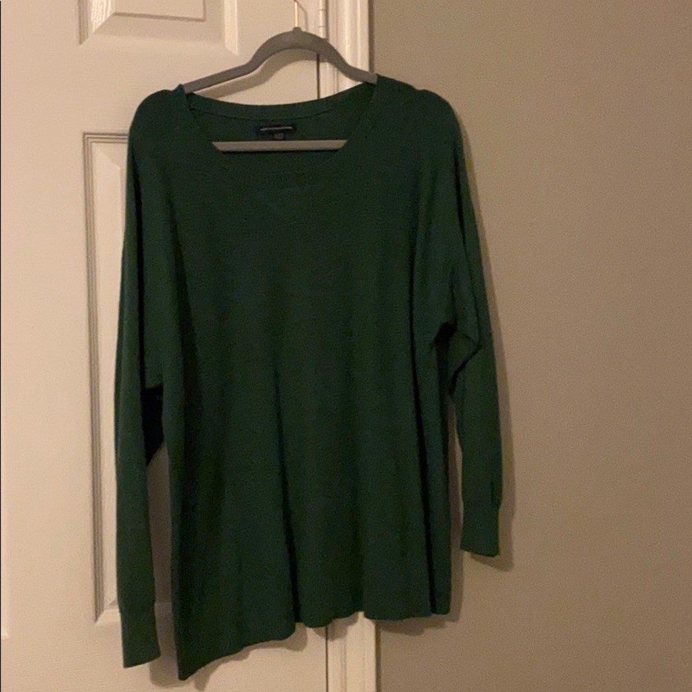 Lightweight sweater